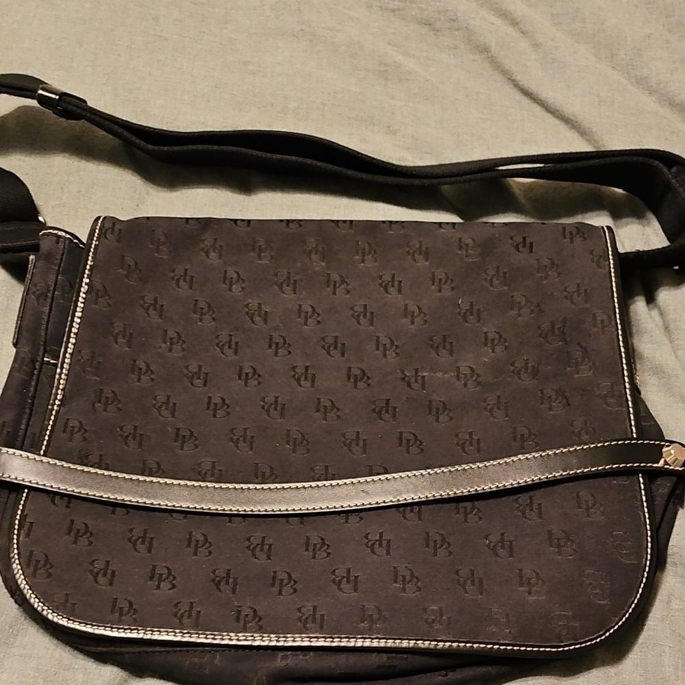 Dooney & Bourke Messenger Bag